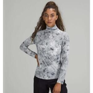Lululemon Shirt Womens Medium Gray Batik Turtleneck Long Sleeve Athletic Top